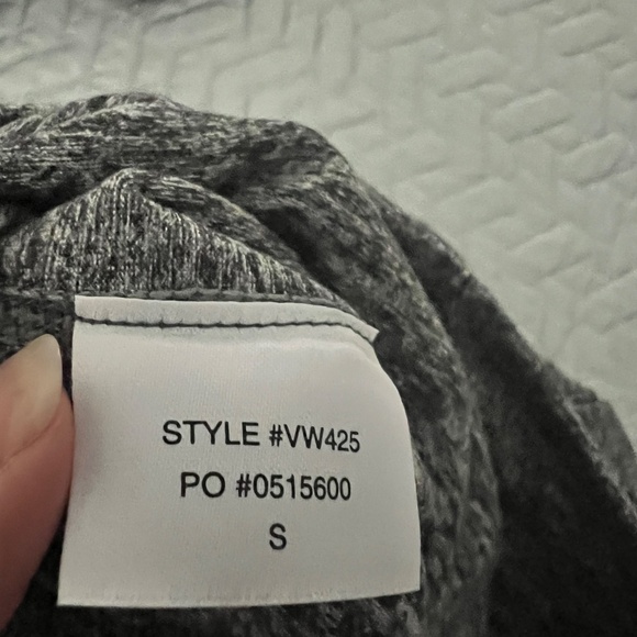 Vuori Halo Wide Leg Flare Pant In Heathered Gray Size Small - Picture 6 of 6